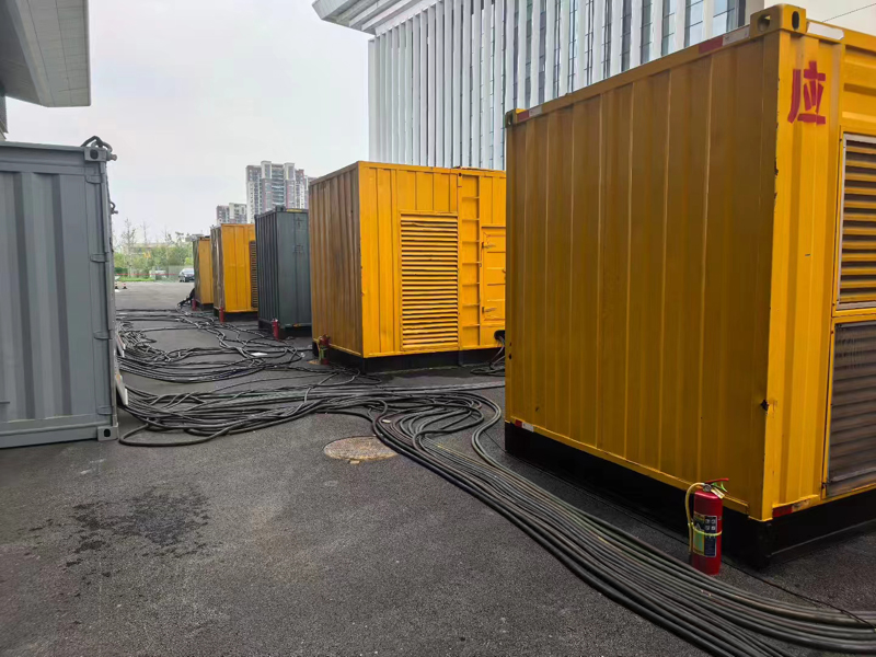 达川不同季节柴油发电机组保养有哪些注意事项?