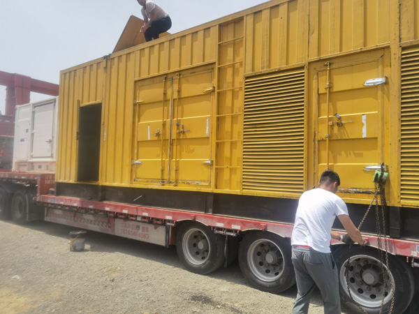 达川除了负载情况和发动机维护，还有哪些因素会影响 200kw 柴油发电机的油耗？